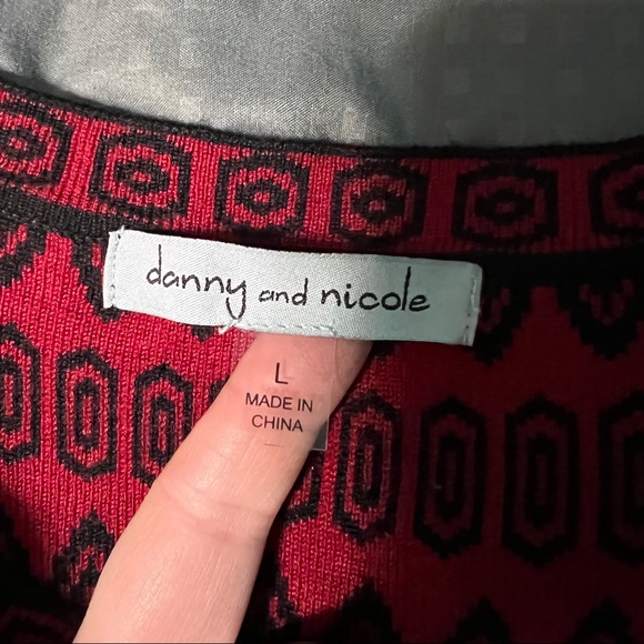 Danny and Nicole red & black dress rayon & polyester comfy size large - Picture 8 of 9